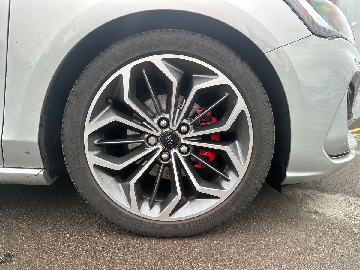 ECOBOOST HYBRID MHEV 155