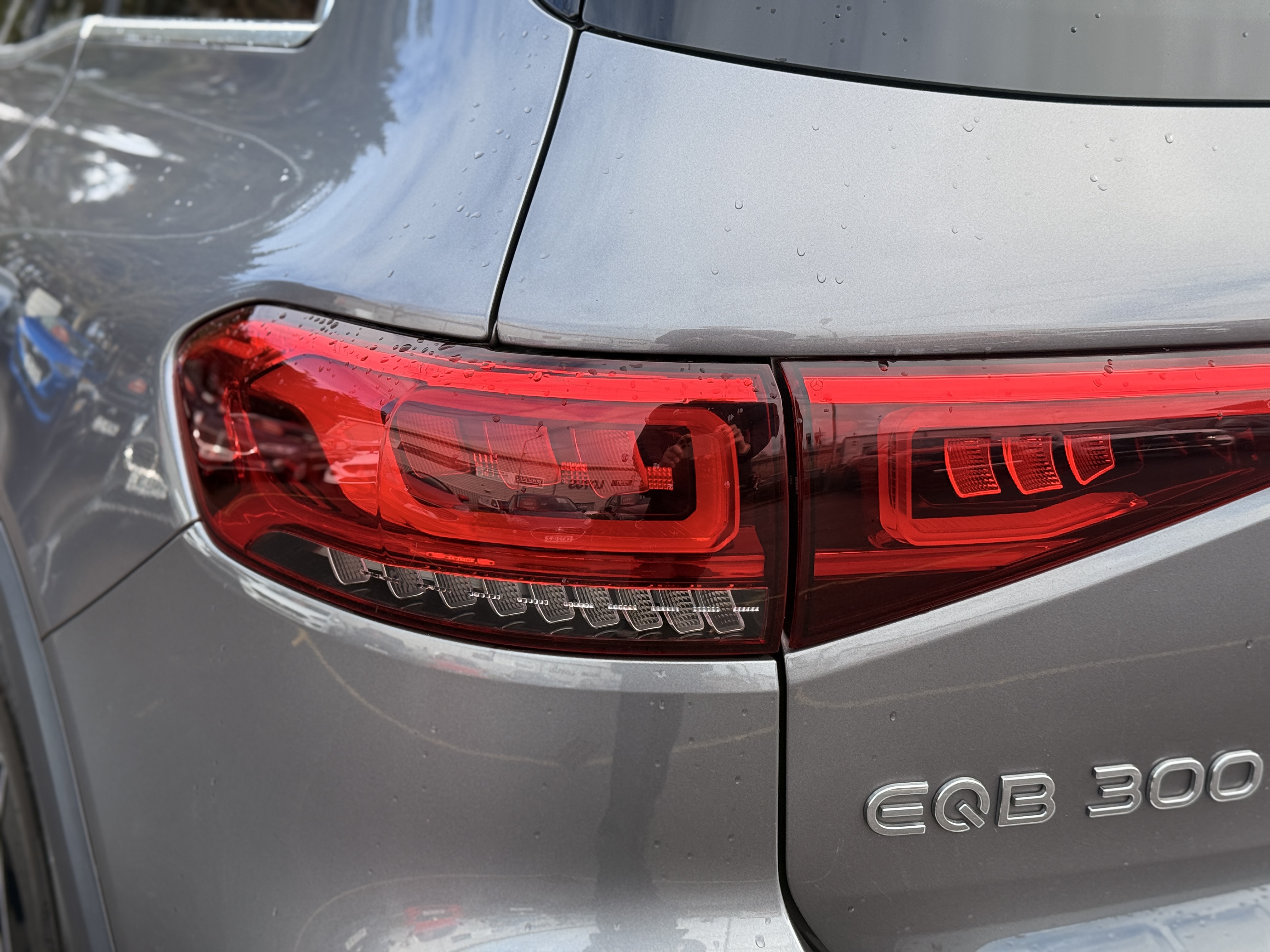 EQB 300 4MATIC 66.5KWH