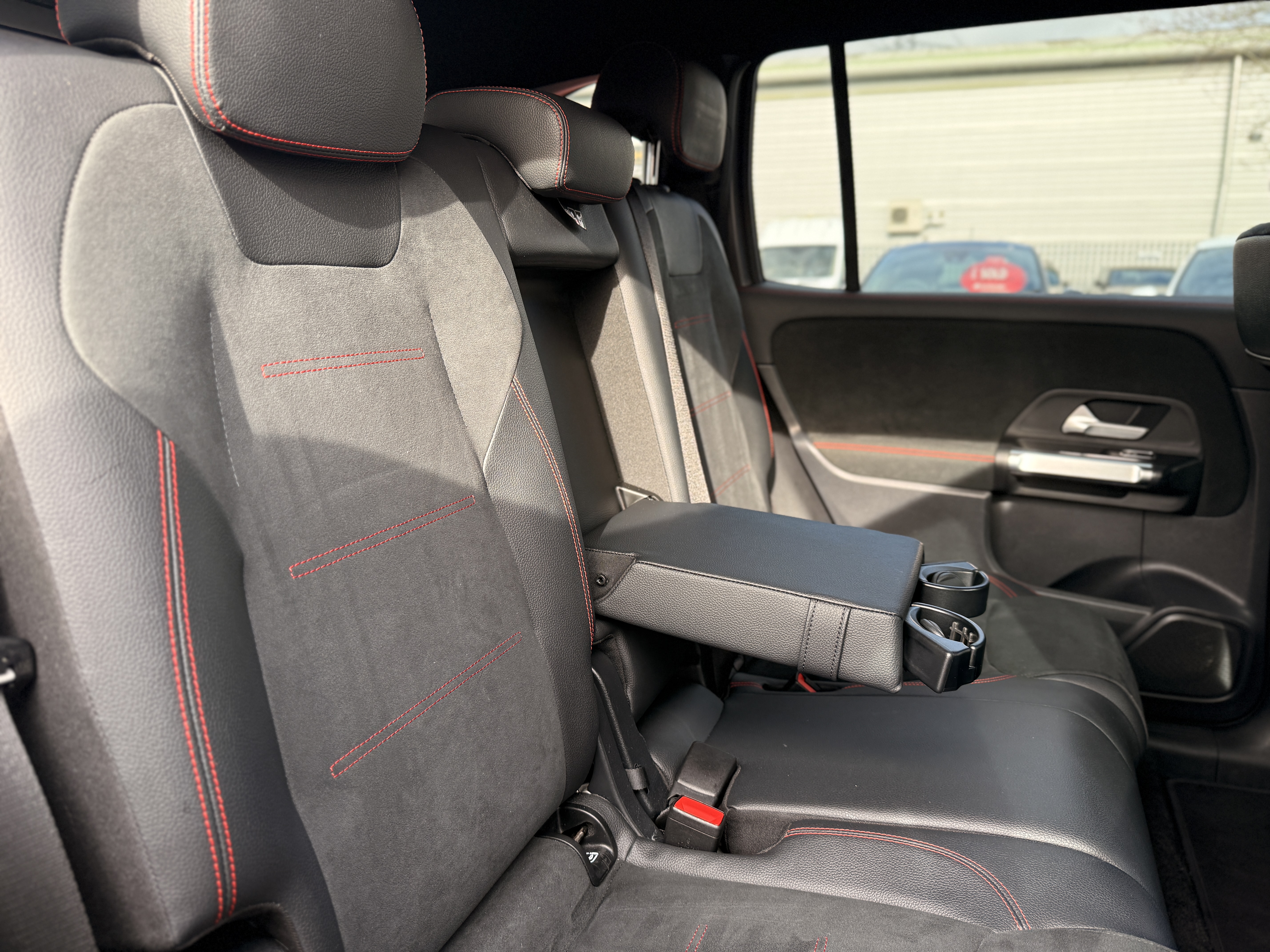 EQB 300 4MATIC 66.5KWH