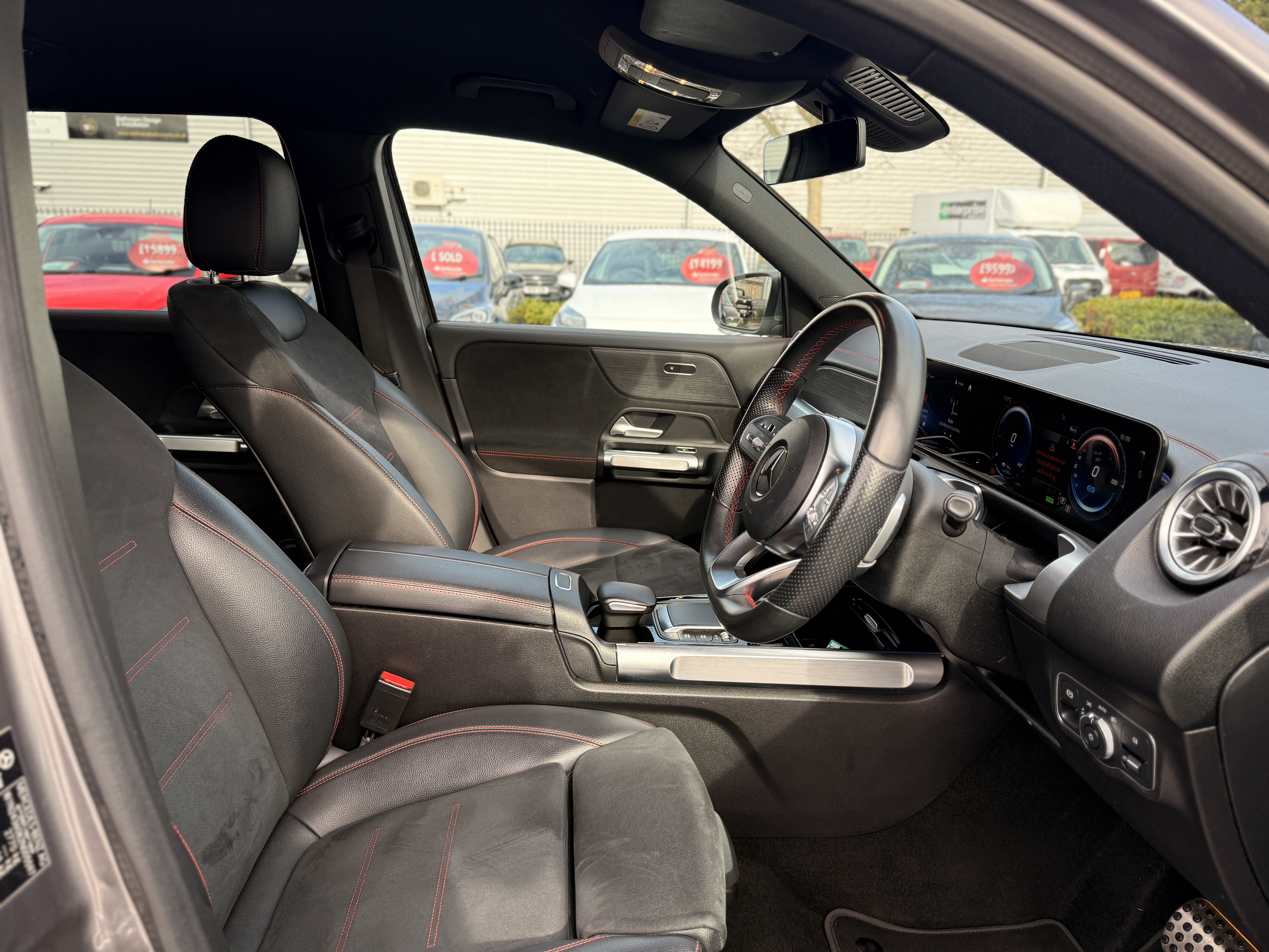 EQB 300 4MATIC 66.5KWH