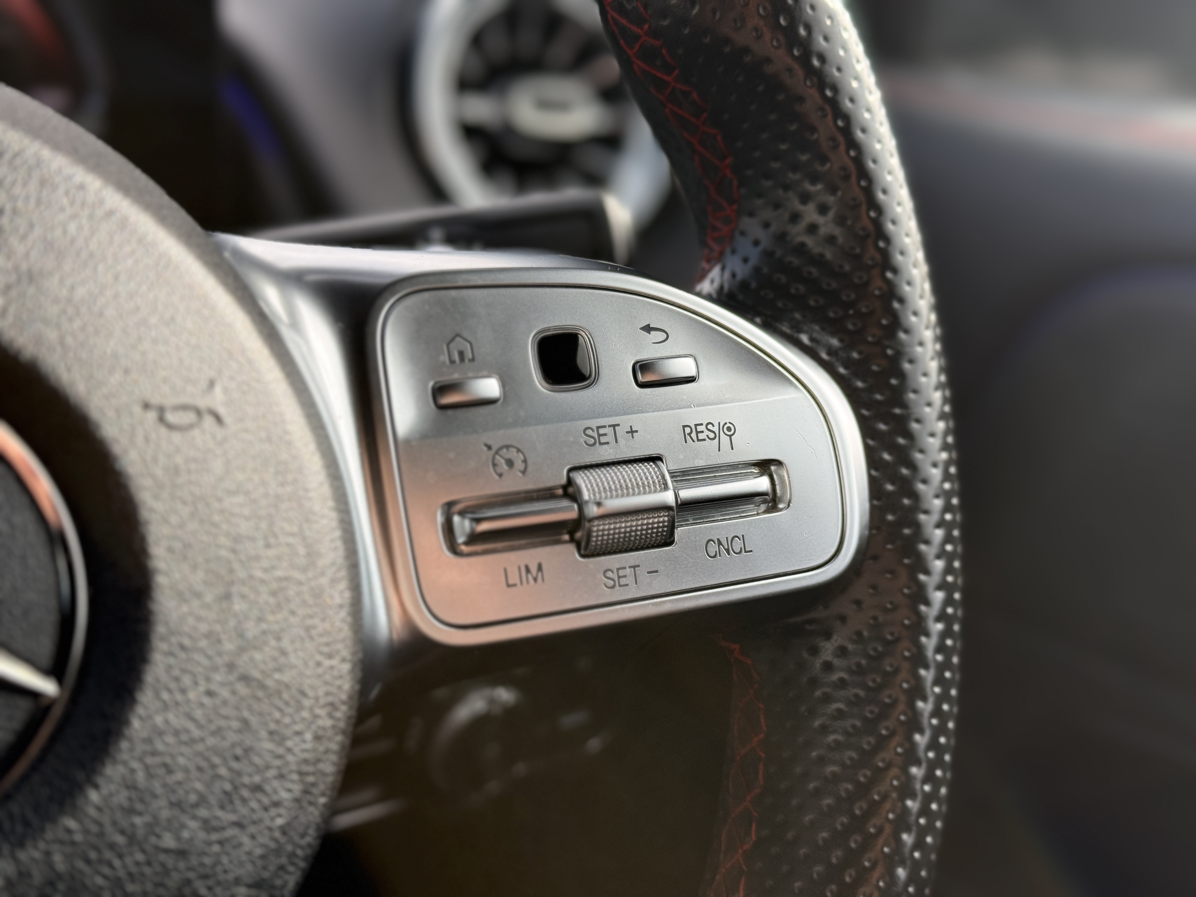 EQB 300 4MATIC 66.5KWH