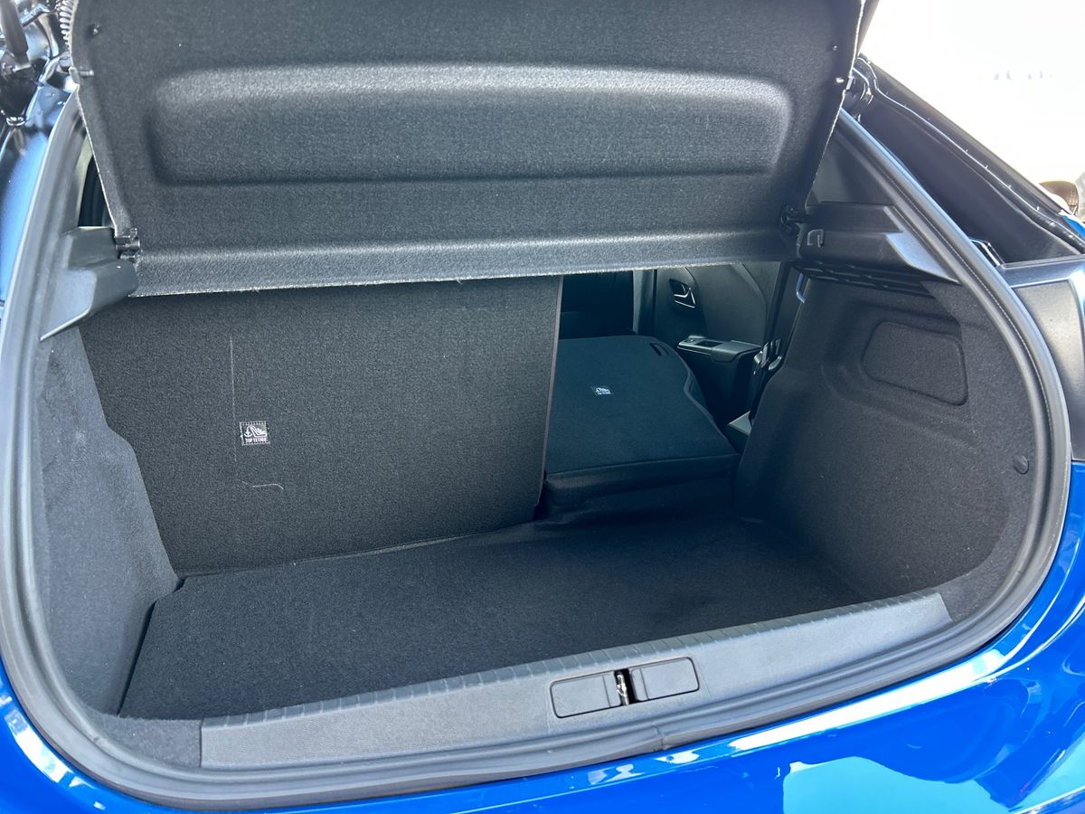 TURBO HYBRID 136 E-DCT6