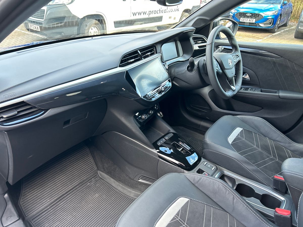 TURBO HYBRID 136 E-DCT6