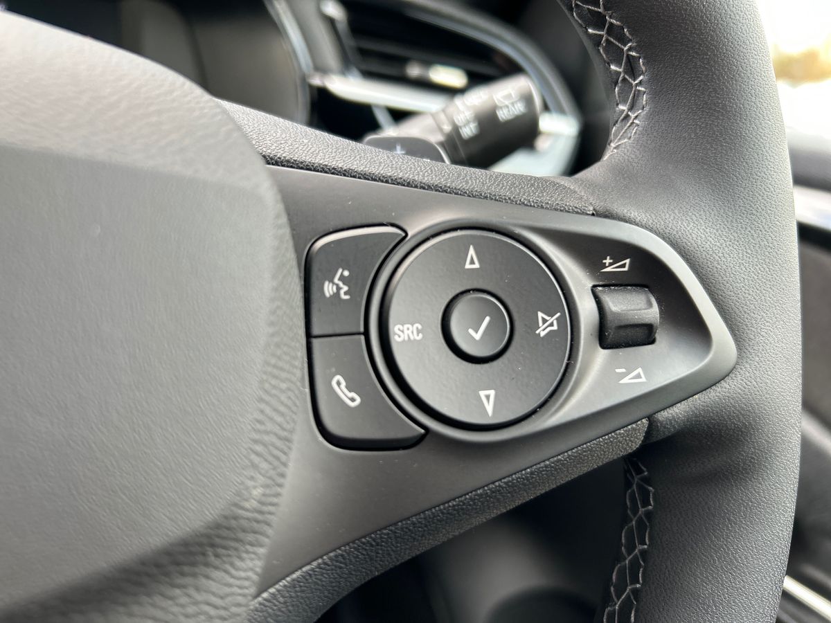 TURBO HYBRID 136 E-DCT6