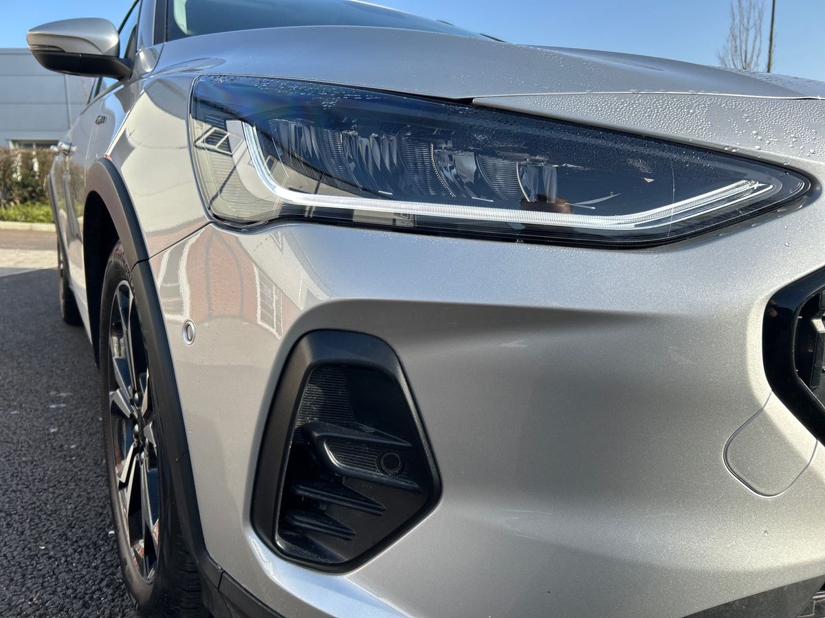 ECOBOOST HYBRID MHEV 155