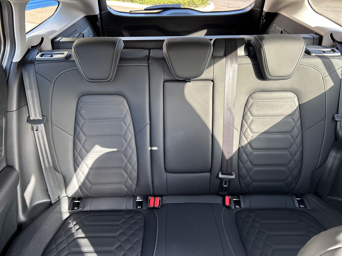 ECOBOOST HYBRID MHEV 155