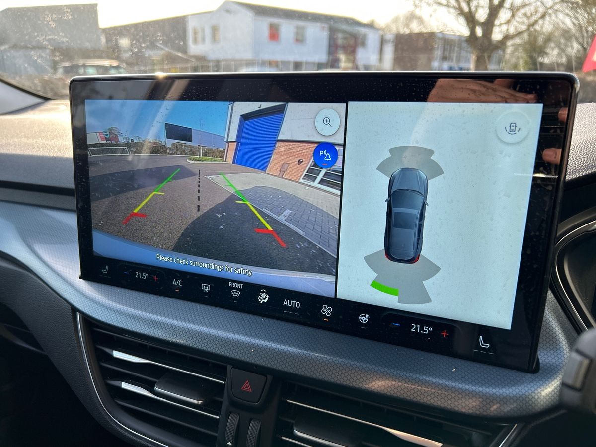 ECOBOOST HYBRID MHEV 155