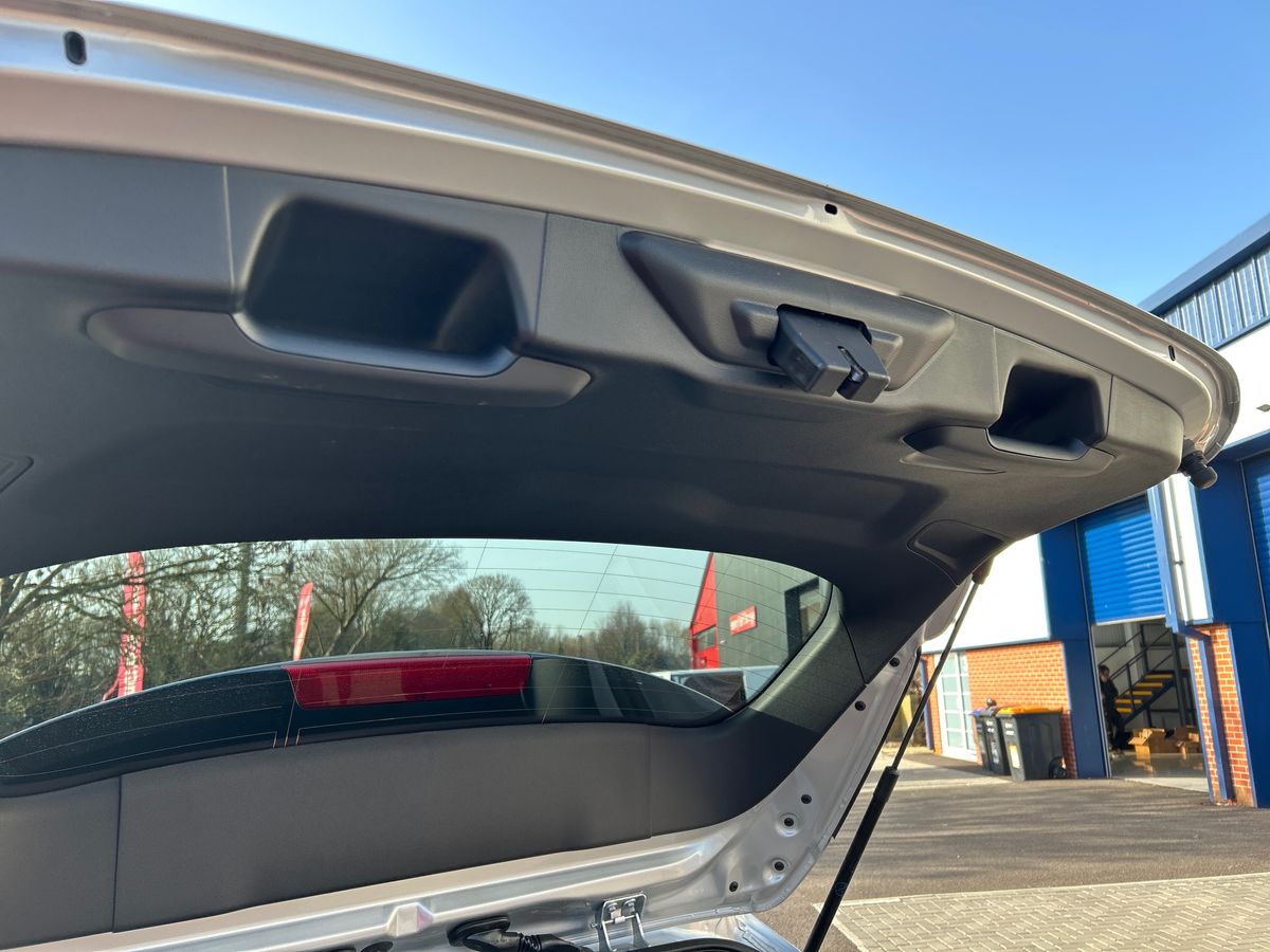 ECOBOOST HYBRID MHEV 155