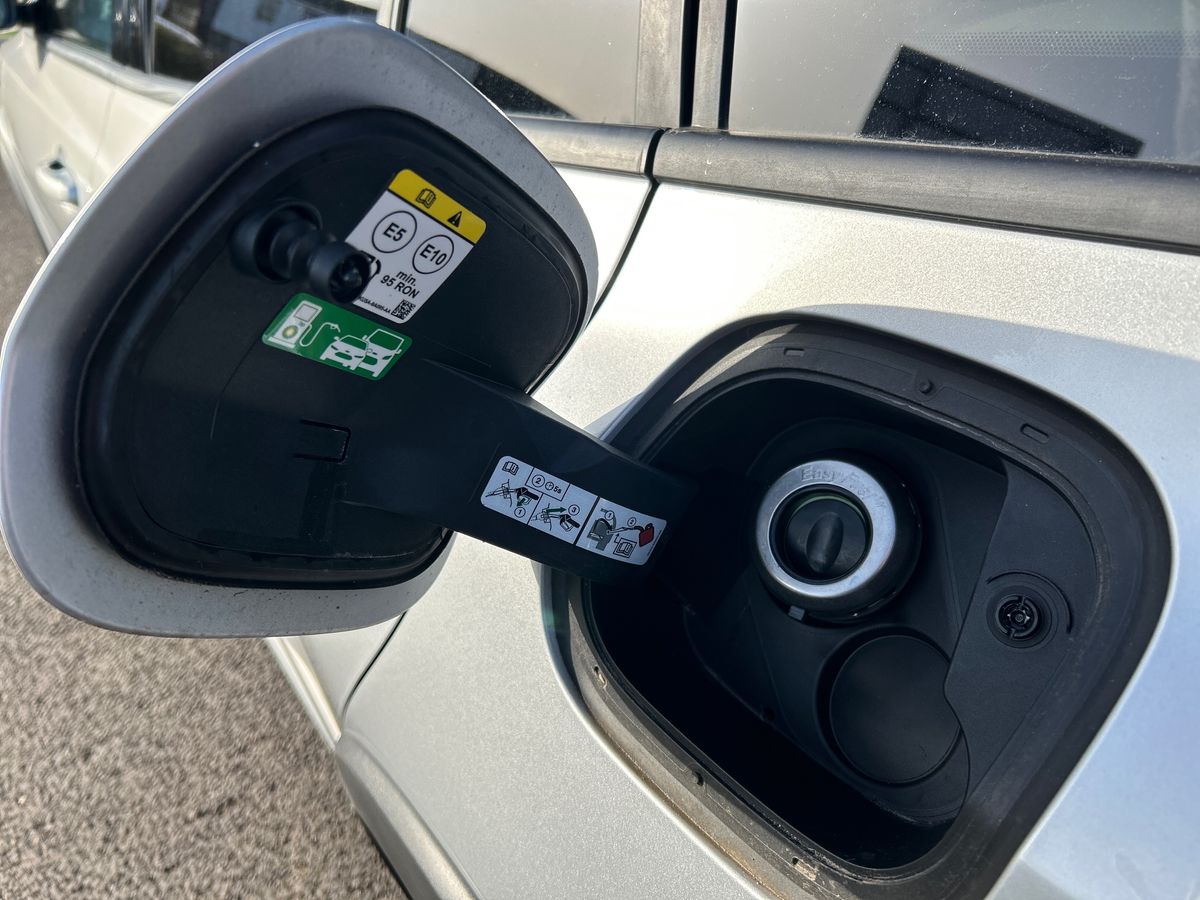 ECOBOOST HYBRID MHEV 155