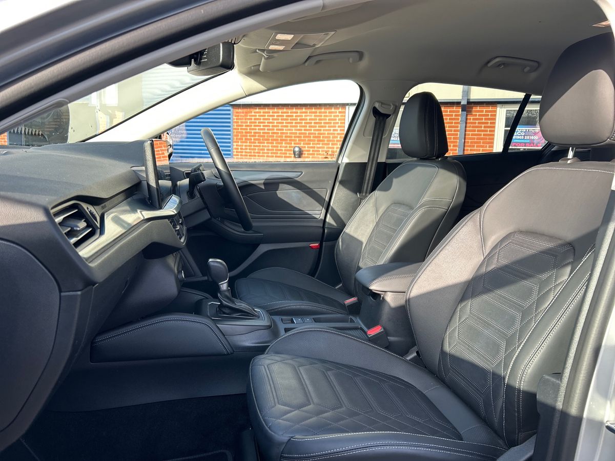 ECOBOOST HYBRID MHEV 155