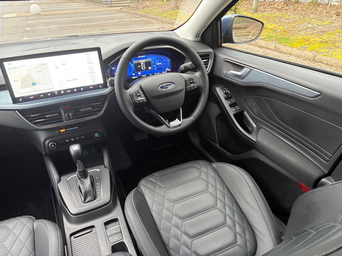 ECOBOOST HYBRID MHEV 155