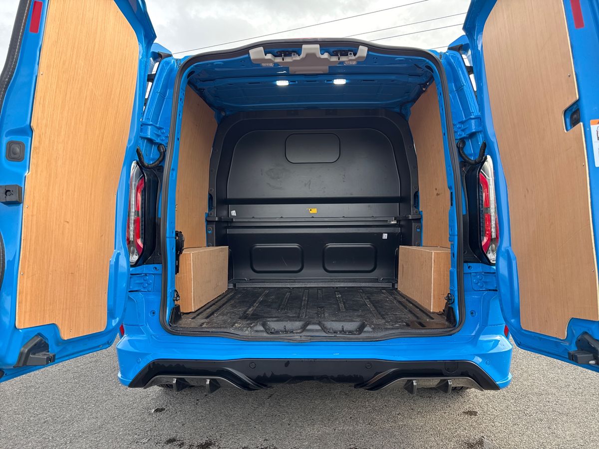 ECOBLUE 170PS H1 DOUBLE CAB VAN