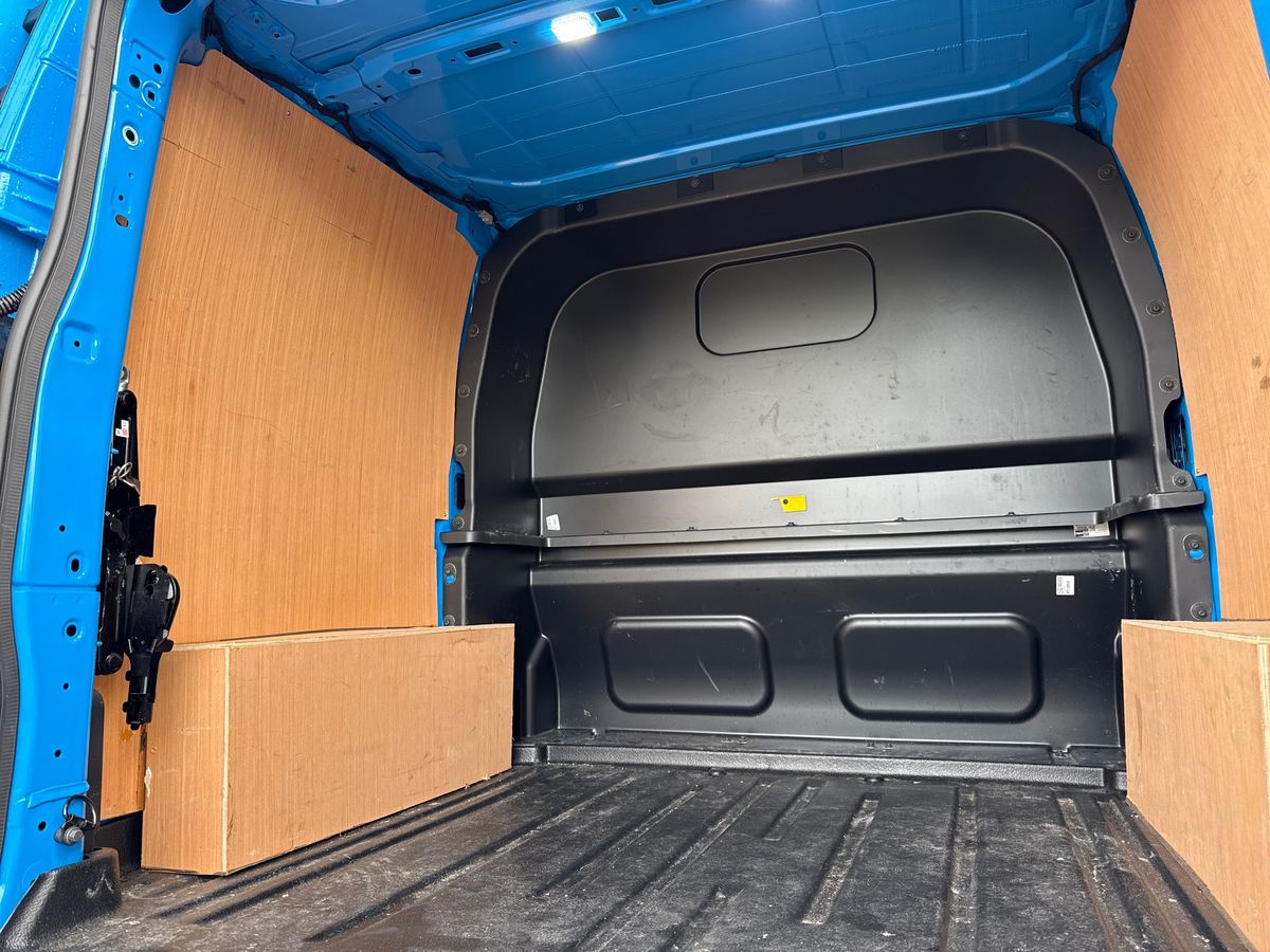 ECOBLUE 170PS H1 DOUBLE CAB VAN