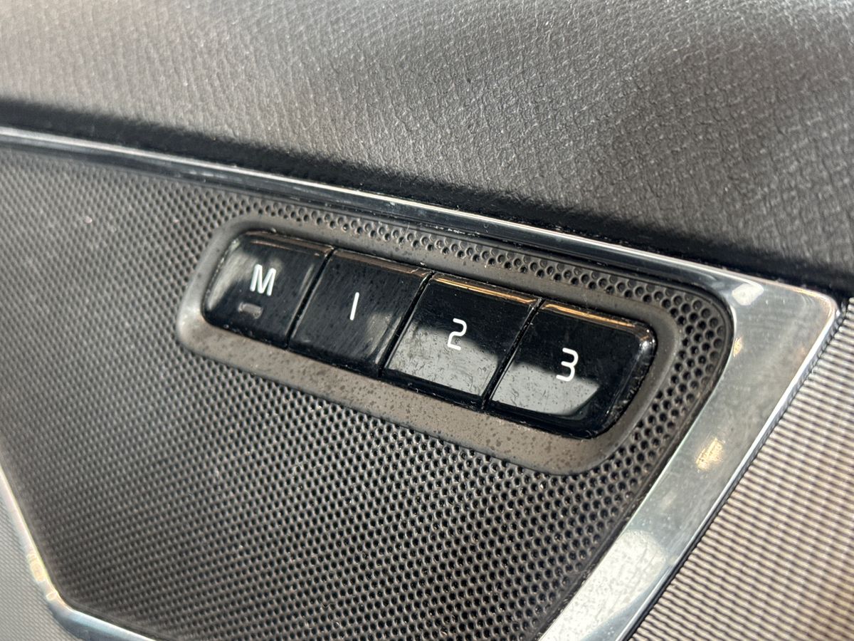 B5P 250 AWD GEARTRONIC