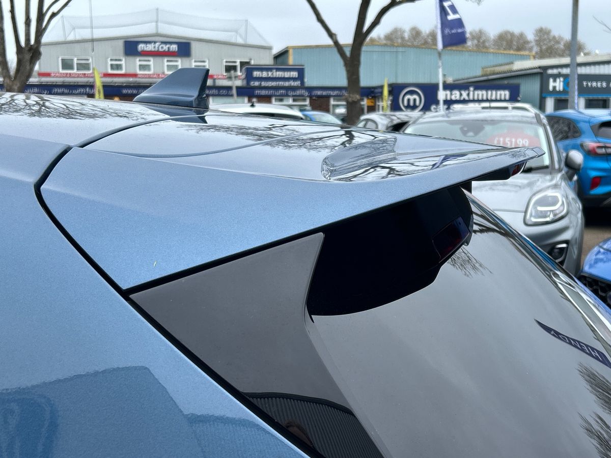 ECOBOOST HYBRID MHEV 155