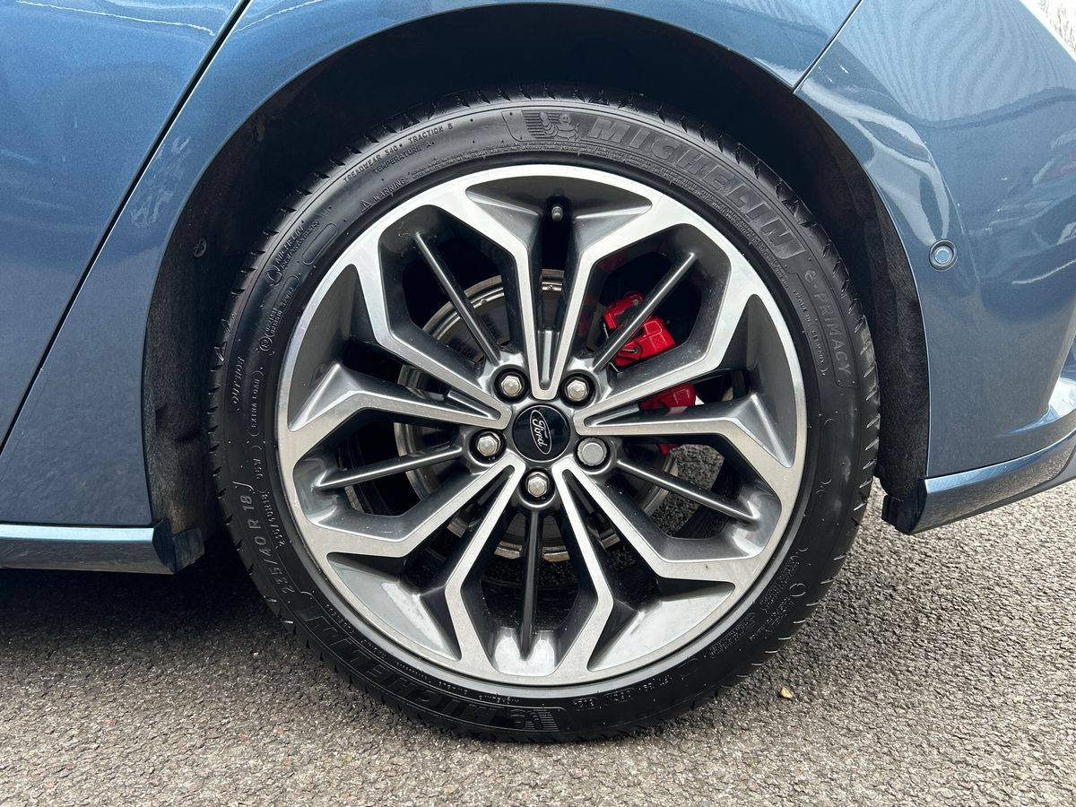 ECOBOOST HYBRID MHEV 155