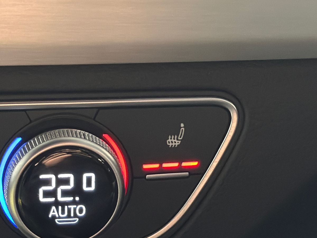 50 TFSI E QUATTRO S TRONIC