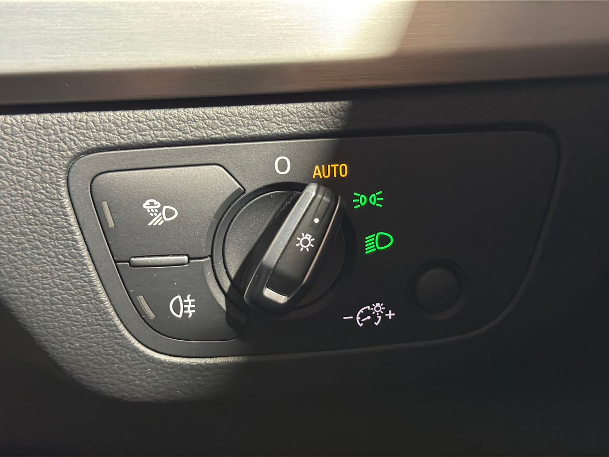 50 TFSI E QUATTRO S TRONIC