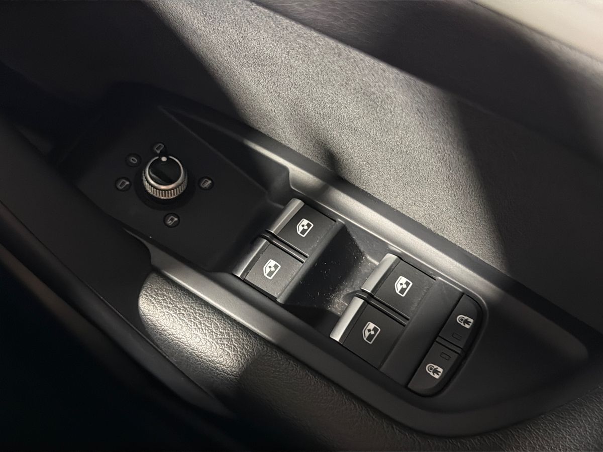 50 TFSI E QUATTRO S TRONIC