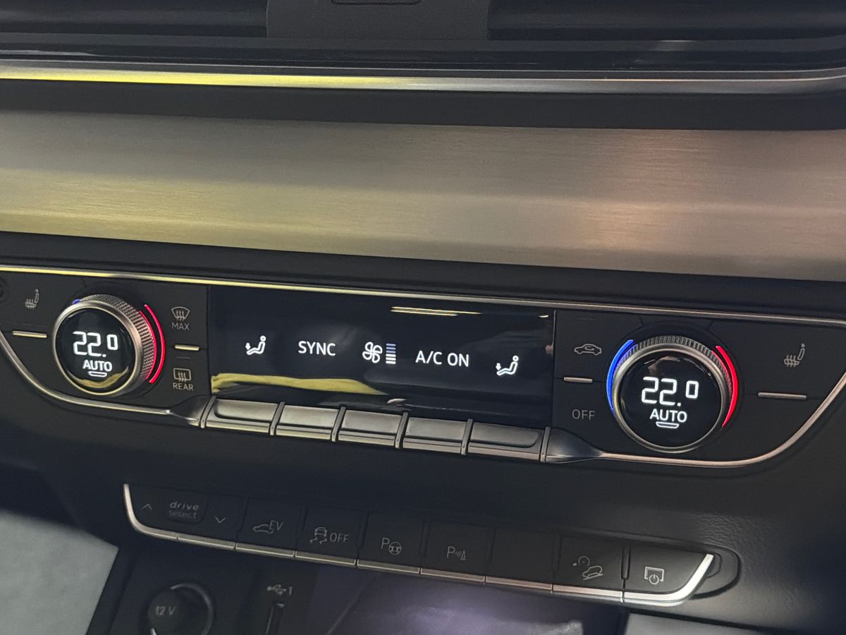 50 TFSI E QUATTRO S TRONIC