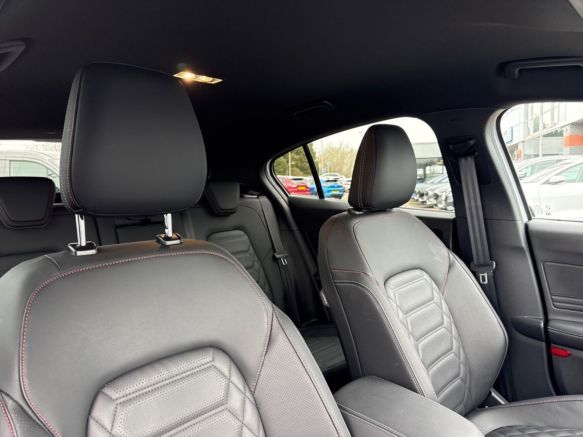 ECOBOOST HYBRID MHEV ST-LINE VIGN