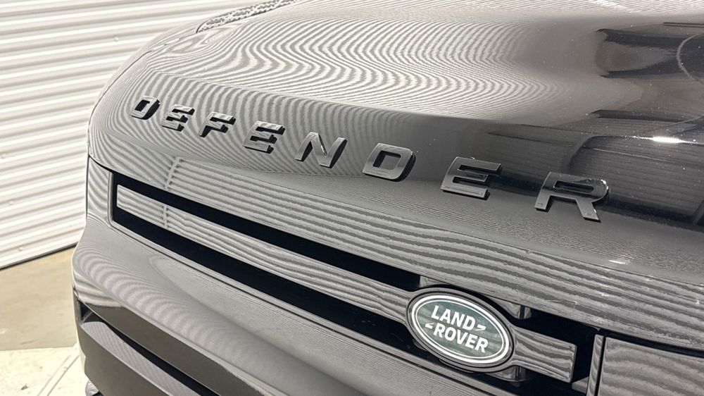 LAND ROVER DEFENDER 90