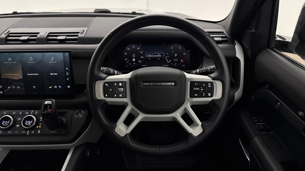 LAND ROVER DEFENDER 90