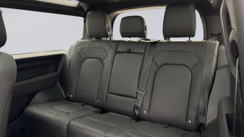 LAND ROVER DEFENDER 90