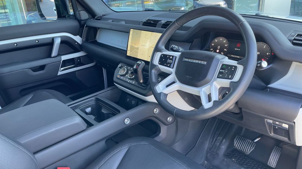LAND ROVER DEFENDER 90