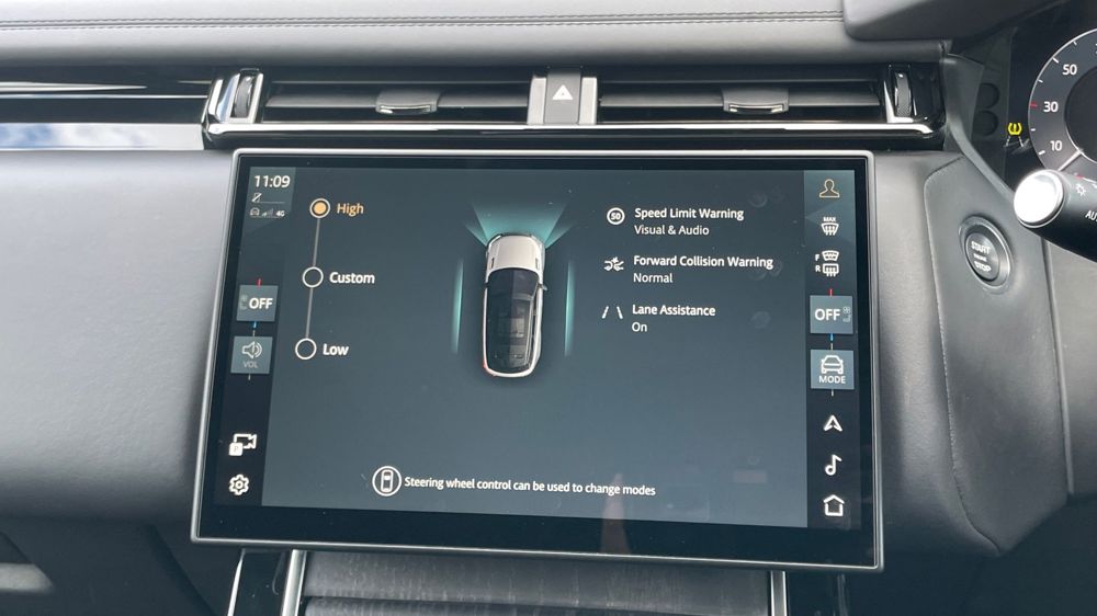 LAND ROVER RANGE ROVER VELAR