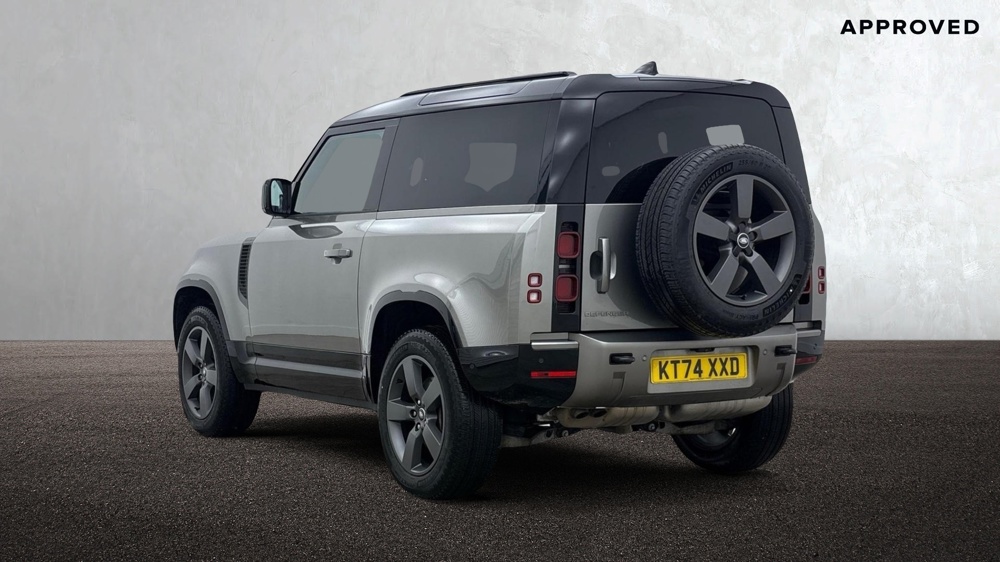 LAND ROVER DEFENDER 90