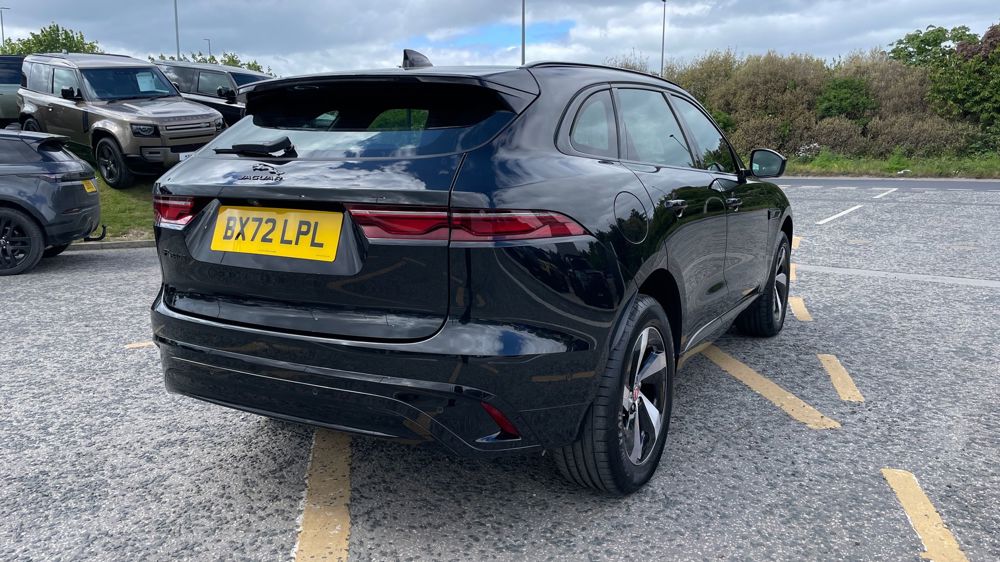 JAGUAR F-PACE