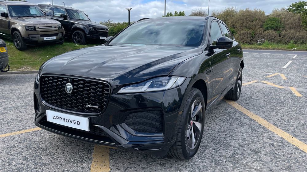 JAGUAR F-PACE