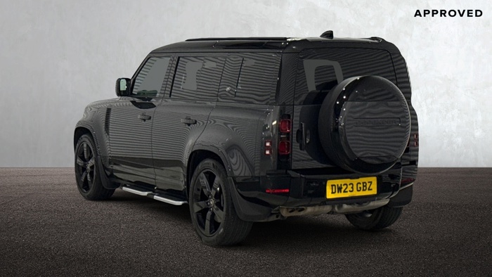 LAND ROVER DEFENDER 110 D300