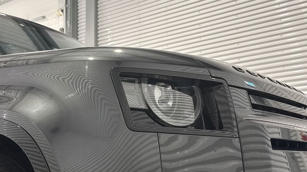 LAND ROVER DEFENDER 110