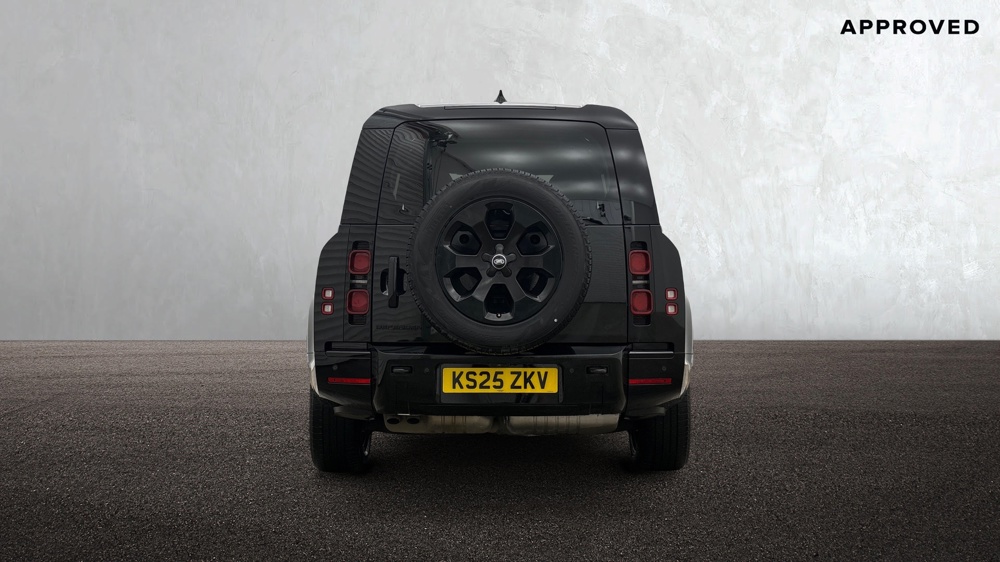 LAND ROVER DEFENDER 130