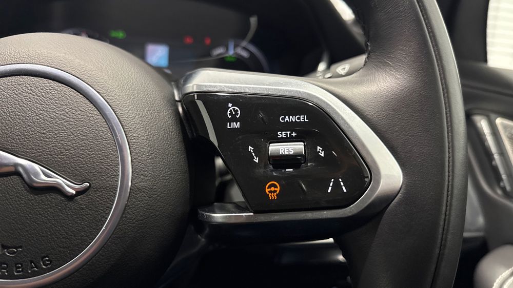 JAGUAR I-PACE