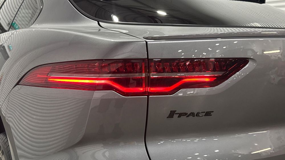 JAGUAR I-PACE