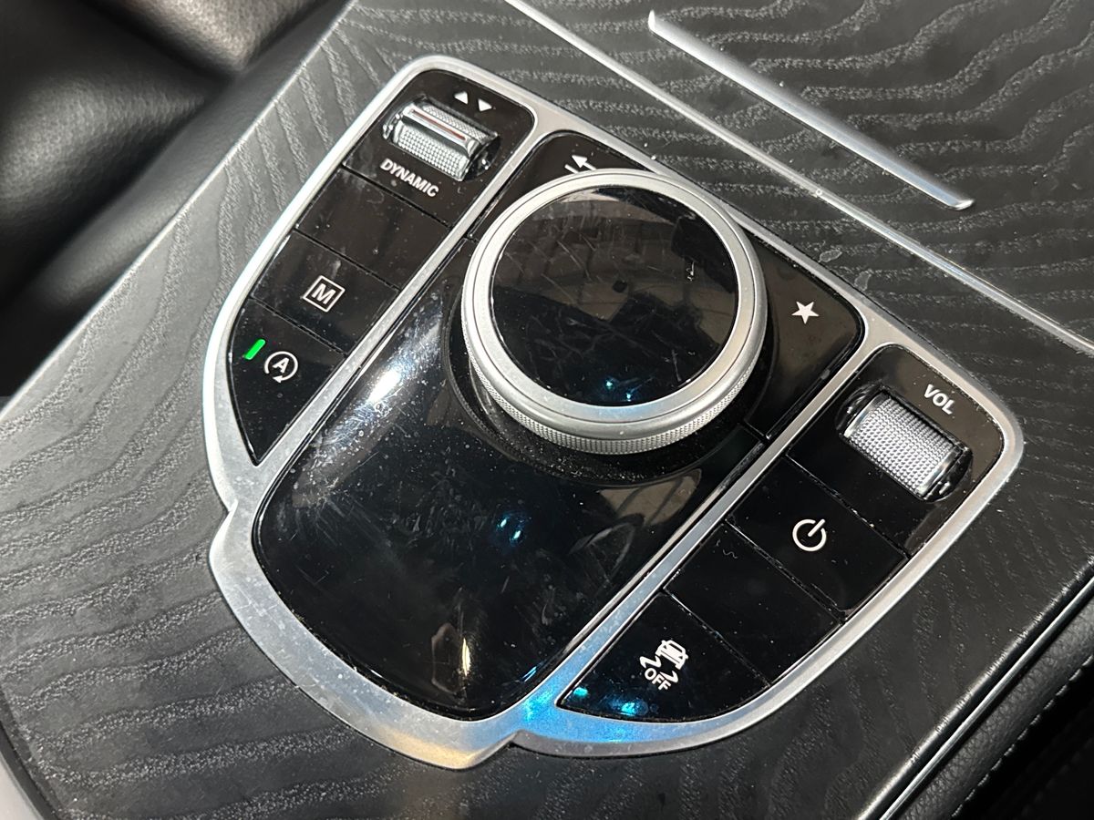 GLC 220D 4MATIC PREMIUM 9G-TRONIC