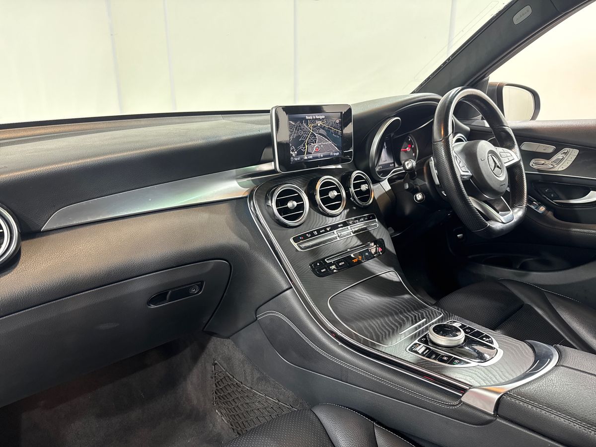 GLC 220D 4MATIC PREMIUM 9G-TRONIC