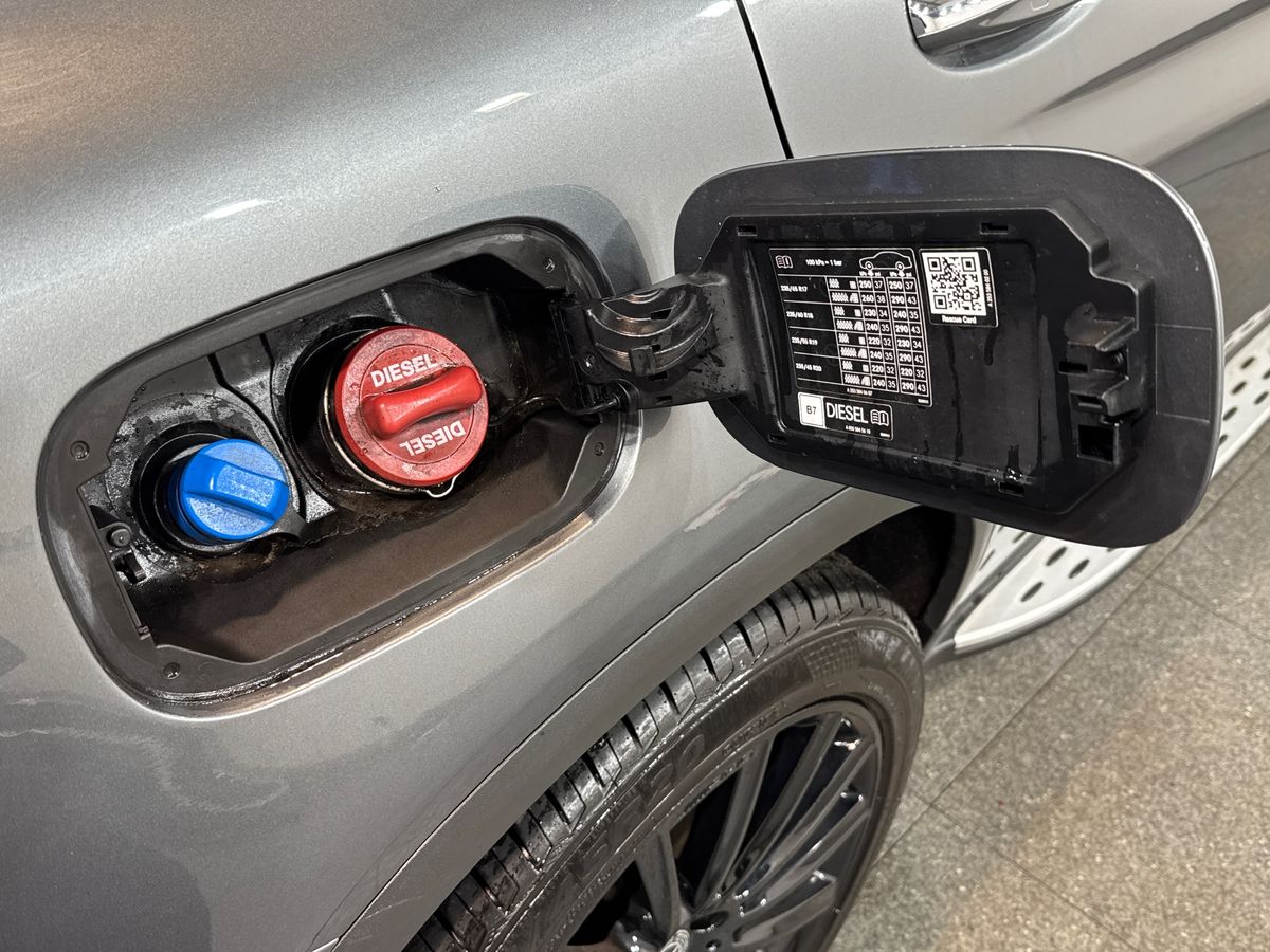 GLC 220D 4MATIC PREMIUM 9G-TRONIC