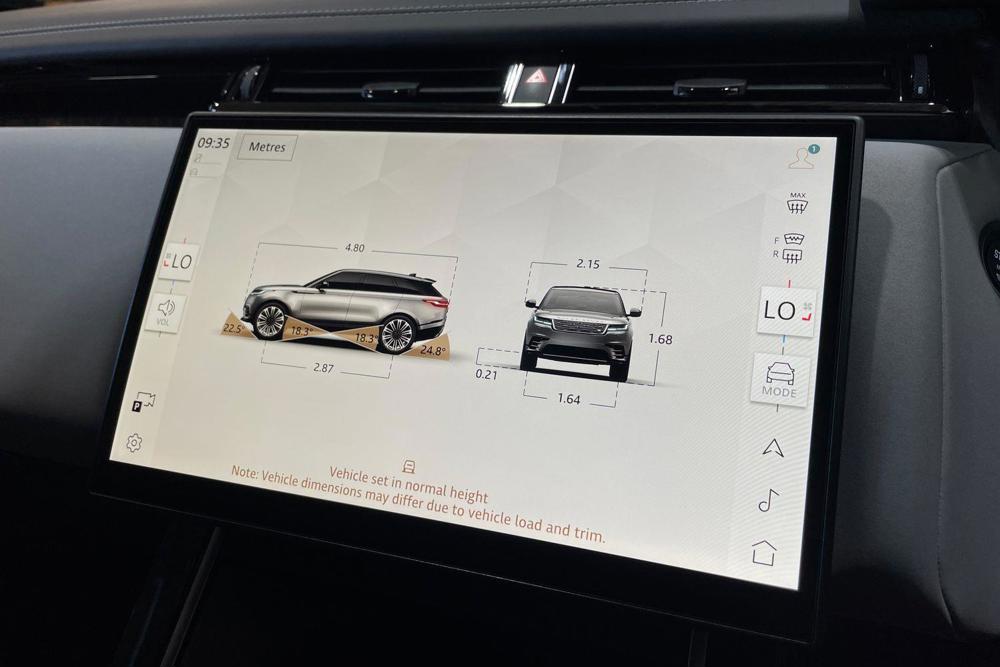 LAND ROVER RANGE ROVER VELAR
