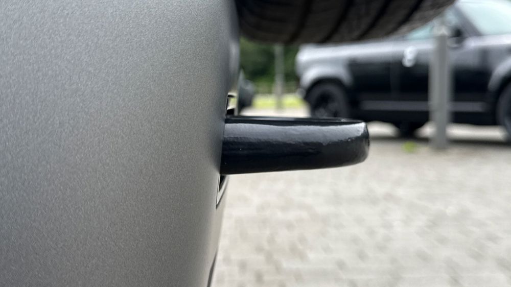 LAND ROVER DEFENDER 110