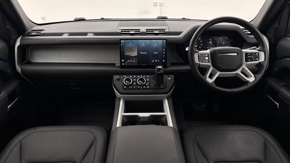 LAND ROVER DEFENDER 110
