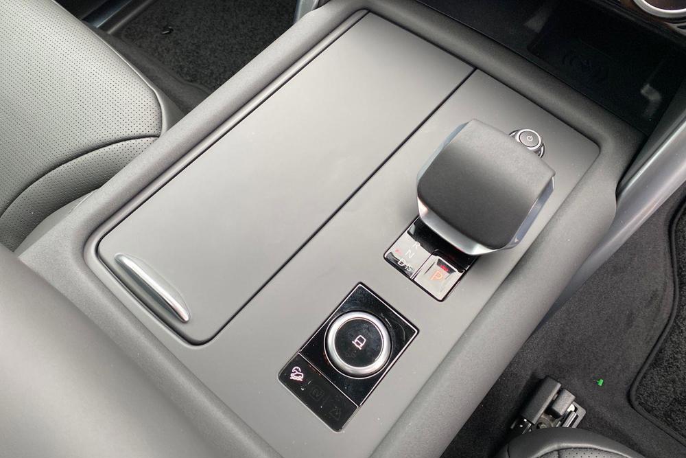 LAND ROVER DISCOVERY 26MY