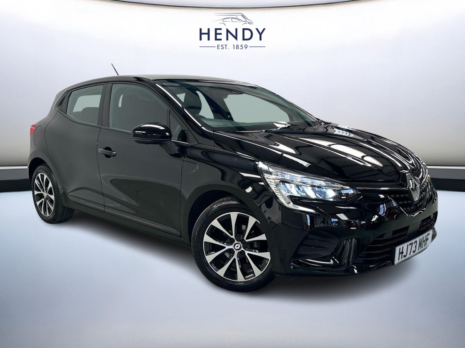 Renault CLIO listing photo