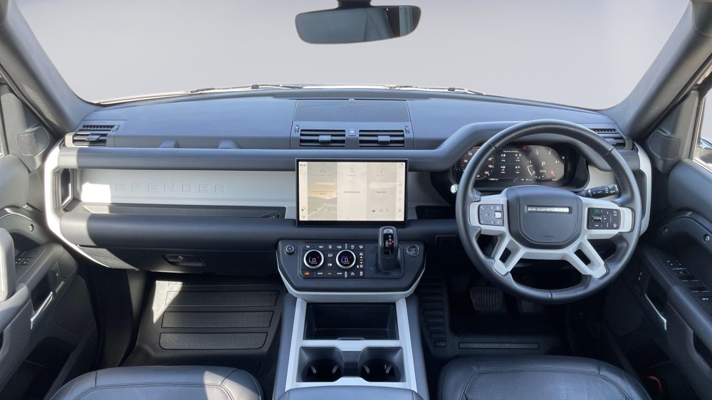 LAND ROVER DEFENDER 110