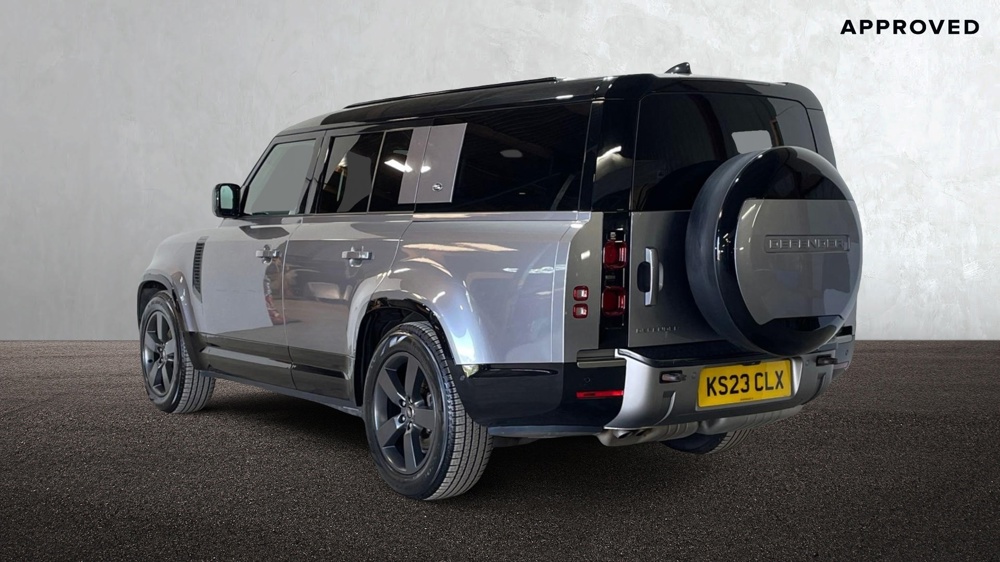 LAND ROVER DEFENDER 130