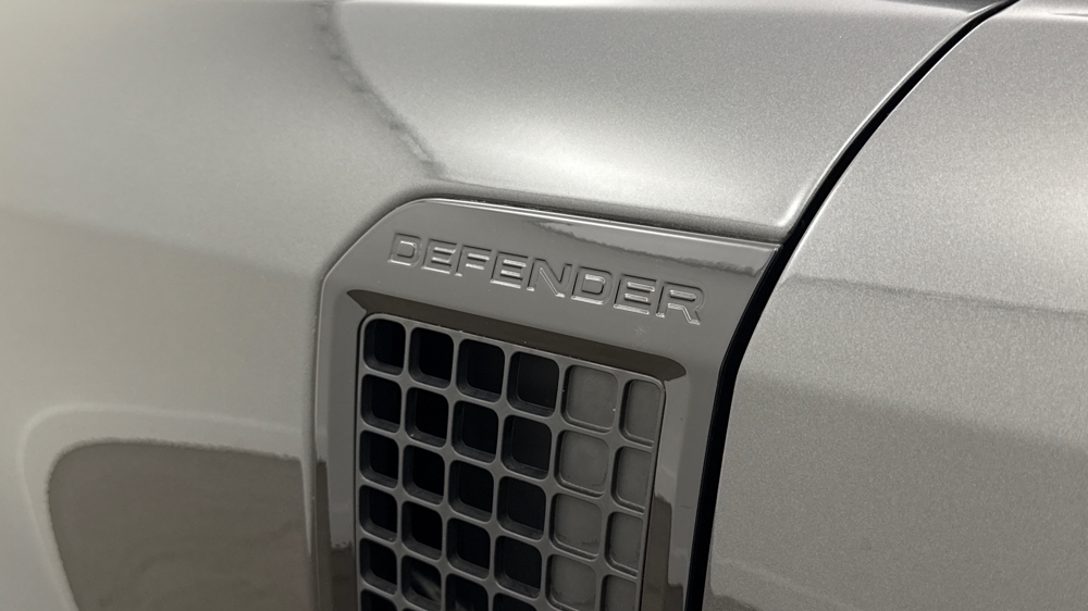 LAND ROVER DEFENDER 90