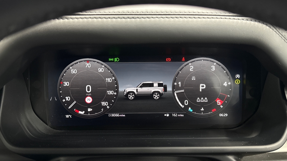 LAND ROVER DEFENDER 90